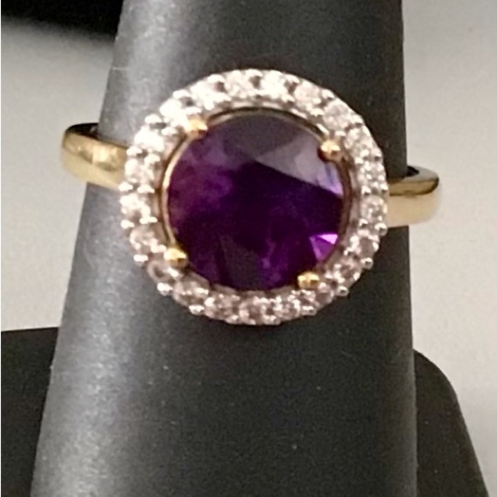 10K YG Amethyst Halo Ring